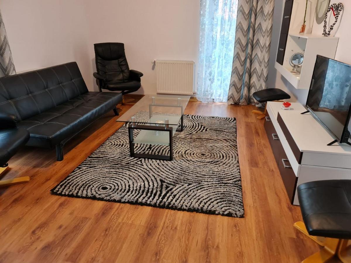Agt Apartaments Brasov Exterior photo